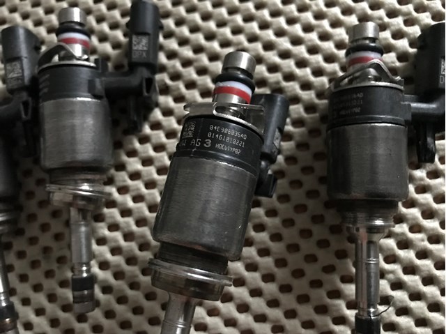 Wtryskiwacz paliwa Skoda Octavia IV A8 hatchback (NX3, NN3, PV3) (2020 - 2026) cena, od 182,90 USD