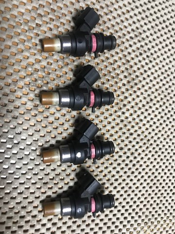 Wtryskiwacz paliwa Subaru FBYCG80