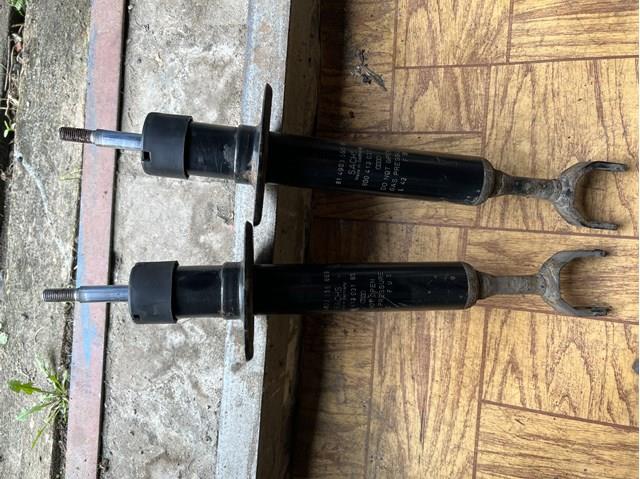 Amortyzator przedni 8D0413031BS VAG