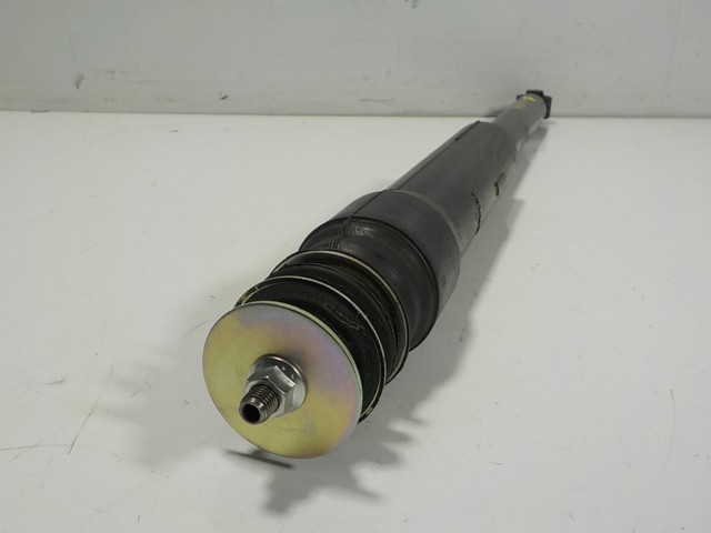 Do koszyka Amortyzator tylny Toyota Yaris CROSS MXP