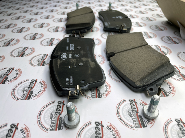LR164029 Land Rover Klocki hamulcowe przednie tarczowe