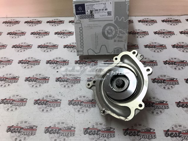 Do koszyka A642200210180 Mercedes Pompa chłodząca wodna