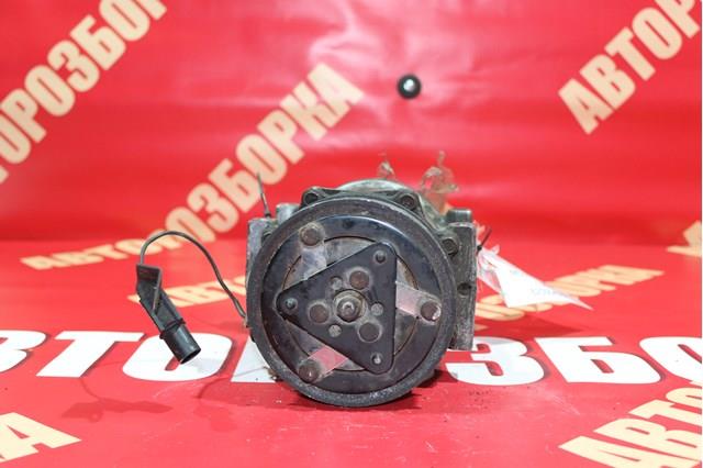 Sprężarka klimatyzacji 8200040681 Renault (RVI)
