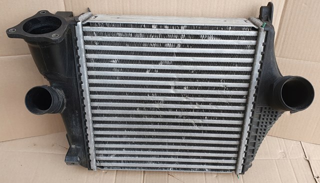 Do koszyka 4M0145803BG VAG Chłodnica intercoolera