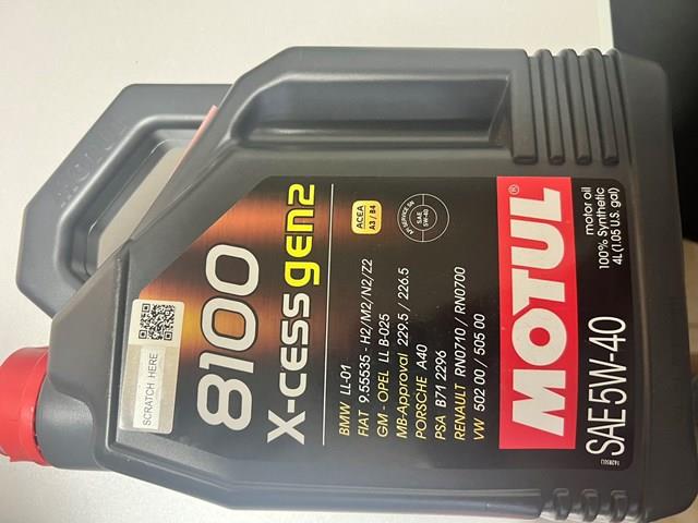368207 Motul Olej do silnika