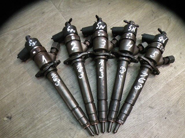 8658352 Volvo Wtryskiwacz paliwa