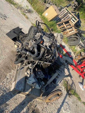 Do koszyka Silnik w komplecie Audi A4 B7 8EC