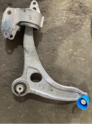 Wahacz zawieszenia przedniego dolny lewy Land Rover LR133588 cena, od 188,23 USD