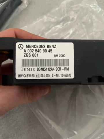  Mercedes A0025409045
