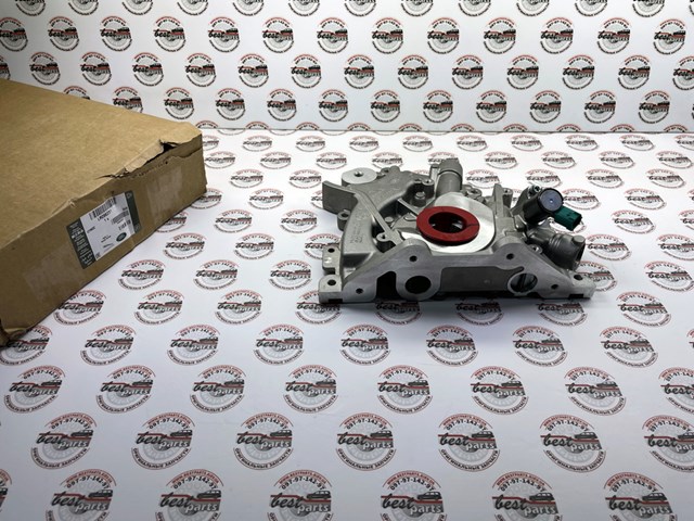 Pompa oleju LR096231 Land Rover