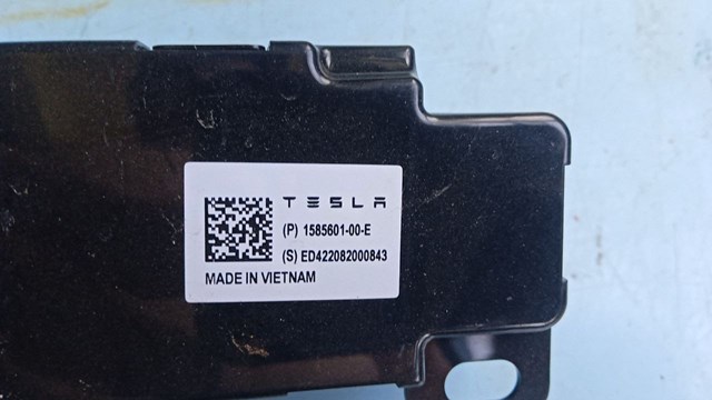 Do koszyka Antena Tesla Model Y  