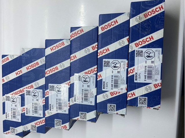 Wtryskiwacz paliwa BMW 13538576298