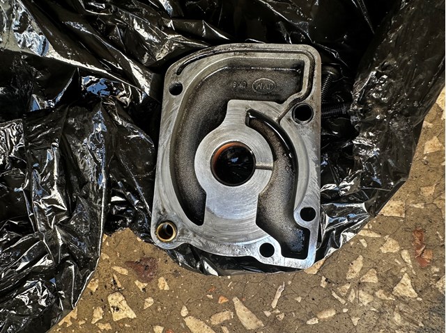 Pompa oleju Land Rover Discovery II