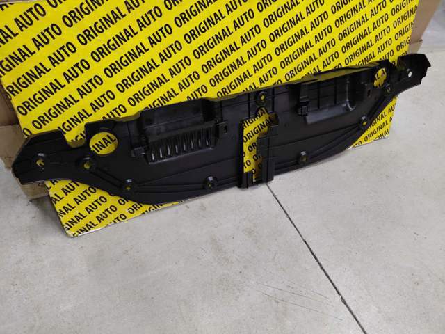 Nakładka panelu przedniego (osłony chłodnicy) górna 1668125060 Toyota
