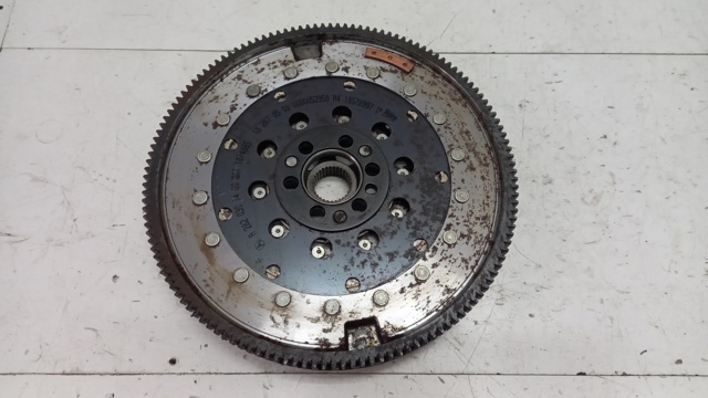 Koło zamachowe silnika Mercedes A2820301400 cena, od 349,63 USD