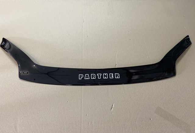 Deflektor na maskę do Peugeot Partner I 5F