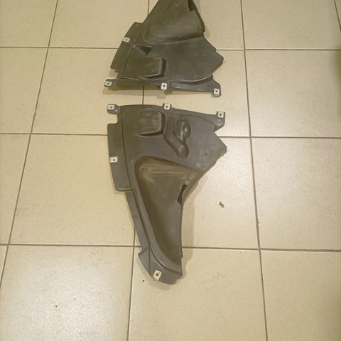 7260739 BMW Nakładka ochronna na błotnik przedni