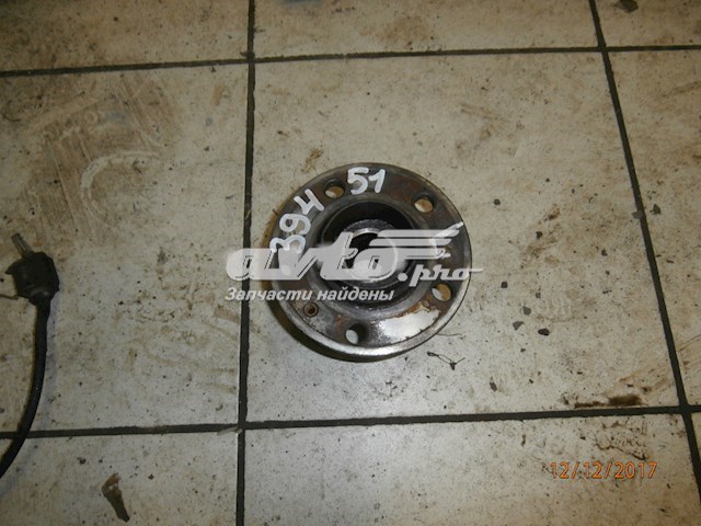 Piasta przednia VAG 6R0407621A cena, od 54,43 USD