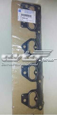 Uszczelka kolektora wydechowego 92063157 General Motors