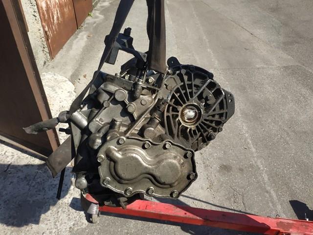 Do koszyka Mechaniczna skrzynia biegów w komplecie Chevrolet Lacetti  J200