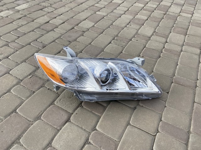 Do koszyka 813810 Polcar Reflektor prawy