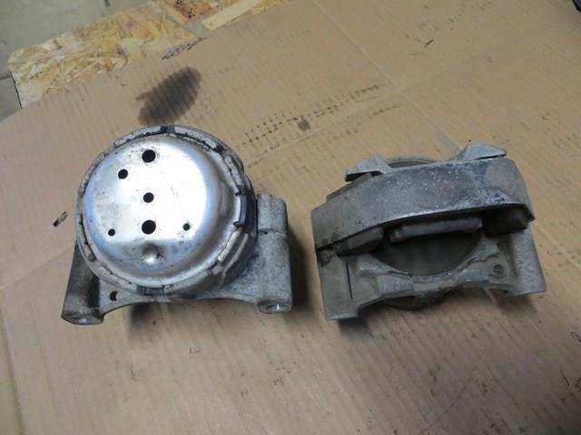 Poduszka (podpora) silnika prawa 4G0199381MK VAG