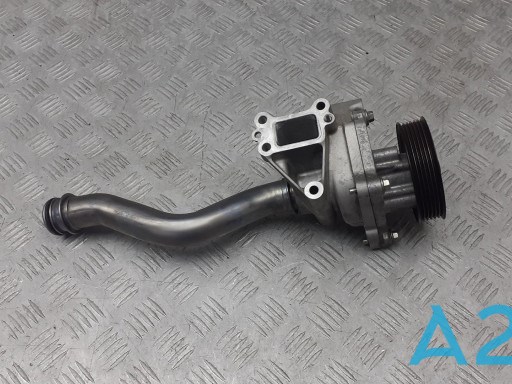 Do koszyka 210103TA1B Nissan/Infiniti Pompa chłodząca wodna