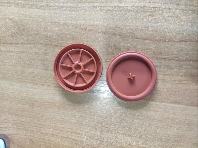 Do koszyka Zawór PCV odpowietrzający silnik Mercedes Sprinter II 3,5-t 906