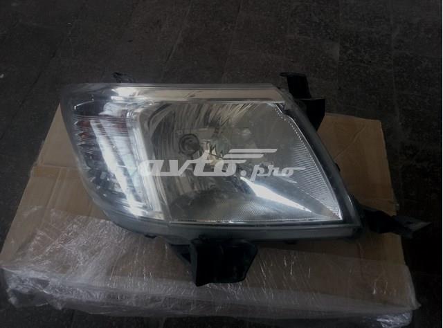 Reflektor prawy 811100K401 Toyota