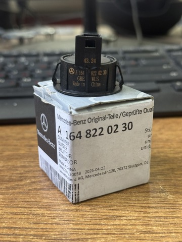  Sygnał dźwiękowy (klakson) Mercedes E 