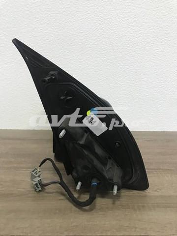 Do koszyka LR023913 Land Rover Lusterko wsteczne lewe