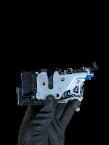 Zamek drzwi tylnych lewych Ssang Yong 7131A08003 cena, od 98,59 USD