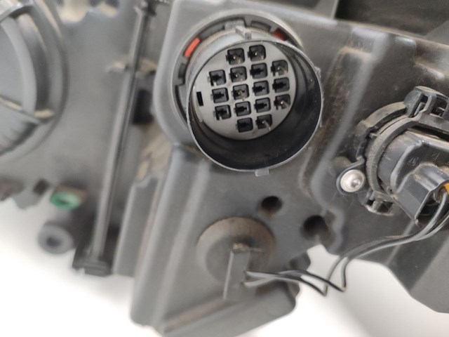 Do koszyka LR072619 Land Rover Reflektor prawy