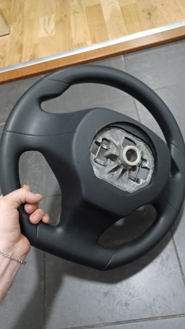  Kierownica Peugeot 301 