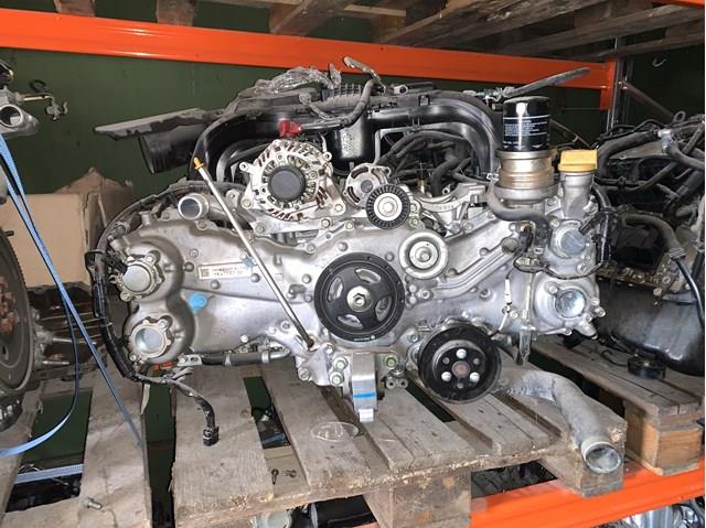 Silnik w komplecie Subaru Outback V