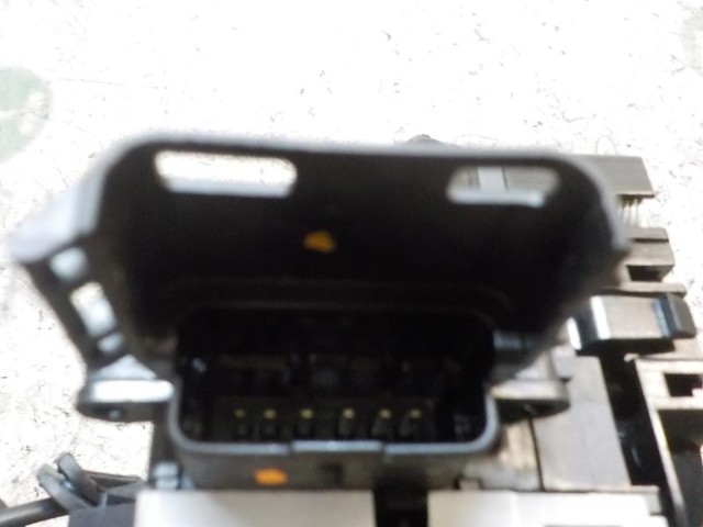  Zamek drzwi tylnych lewych Citroen C4 