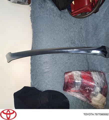 Do koszyka 7577060052 Toyota Listwa ochronna maski