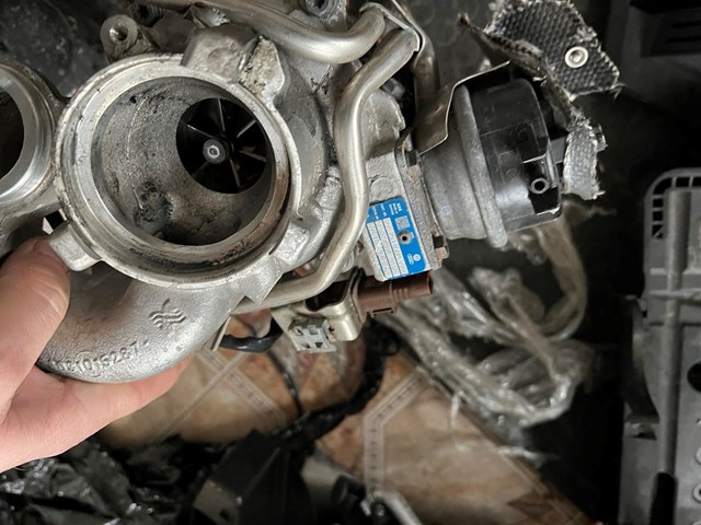 04L253056M VAG Turbina