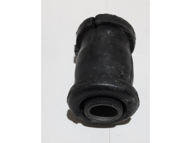 Silentblock przedniego wahacza dolnego T212909070 Chery