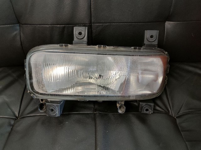 Reflektor lewy Mercedes A9738200961 cena, od 148,80 USD