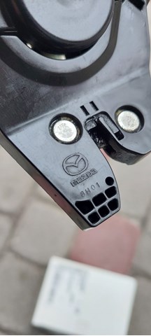 Do koszyka Zamek klapy bagażnika (3/5 drzwi tylnych) Mazda 3  BL