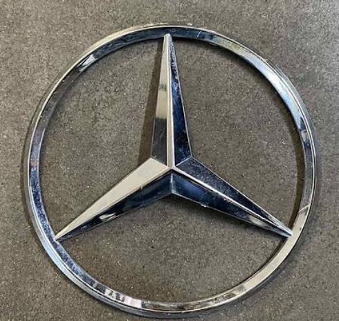 Do koszyka Emblemat na klapę bagaznika (znaczek firmowy) Mercedes Sprinter II 3-t 906