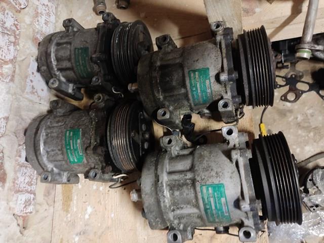 Sprężarka klimatyzacji 8200040681 Renault (RVI)
