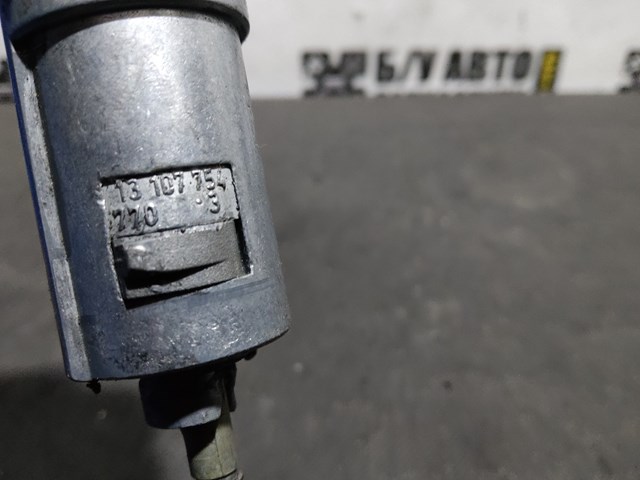 Zamek drzwi przednich lewych do Opel Corsa B S93