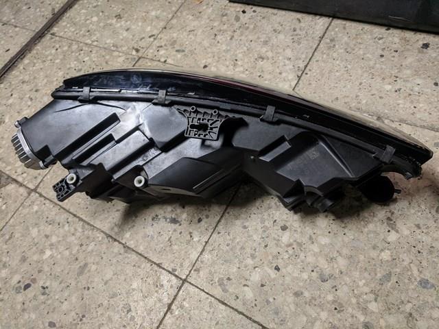 8W0941035 VAG Reflektor lewy