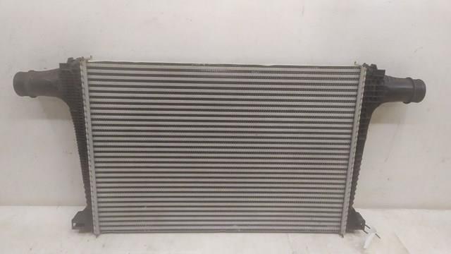 Chłodnica intercoolera 4M0145805Q VAG