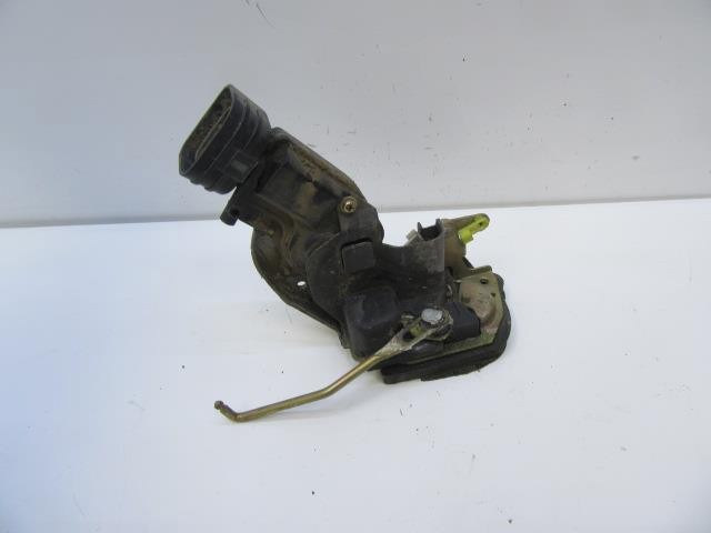 Zamek drzwi tylnych lewych do Suzuki Grand Vitara  FT, HT
