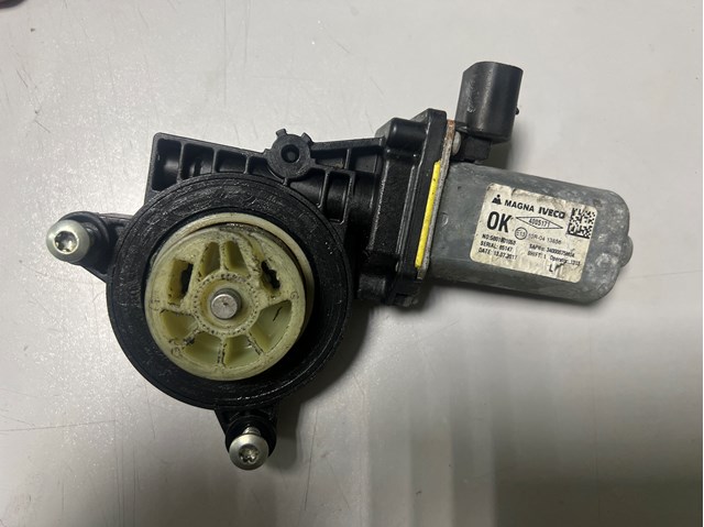 Mechanizm podnoszenia szyby drzwi przednich lewych Iveco 5801901053 cena, od 131,10 USD