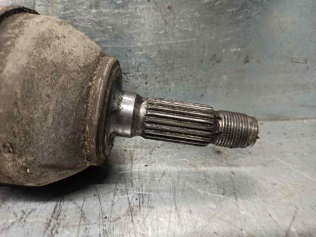  Półoś napędowa przednia Peugeot 205 1