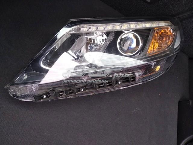 Do koszyka 921012P550 Hyundai/Kia Reflektor lewy